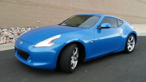 Like new 2012 nissan 370z!