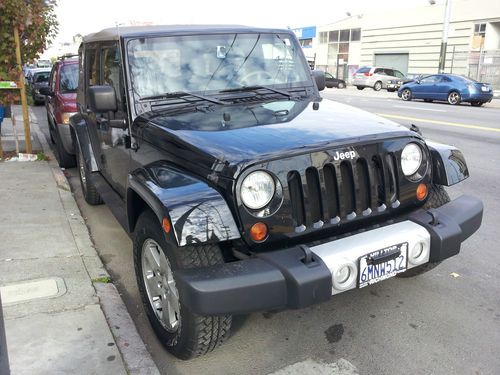 2010 jeep wrangler unlimited sahara sport utility 4-door 3.8l