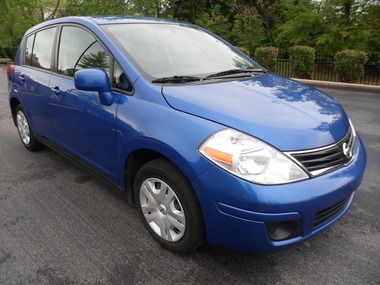 No reserve, 2011 nissan versa 1.8s, all power, powertrain warranty, loaded,36mpg