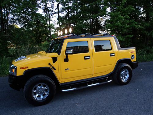 Hummer h2 Yellow