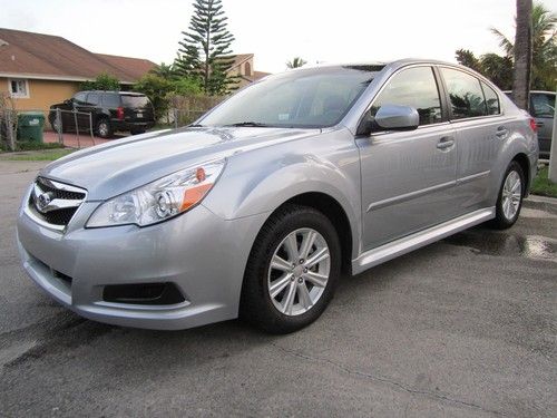 2012 subaru legacy 2.5i premium sedan 4-door 2.5l