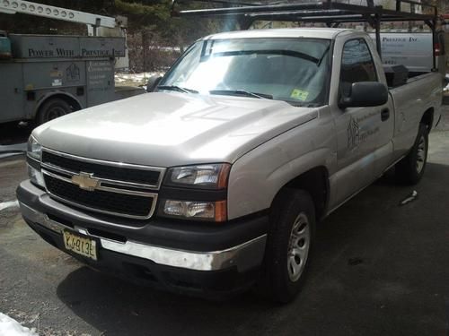 2006 chevrolet silverado 1500 ls standard cab pickup 2-door 4.8l