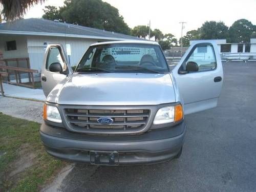 2004 ford f-150 heritage 21,400 original miles with 1250 pound lift gate