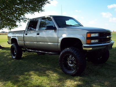 2000 chevrolet c/k2500 lt loaded 4x4 crew cab short bed 10" lift