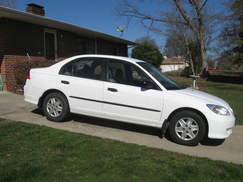 2004 honda civic value package sedan 4-door 1.7l