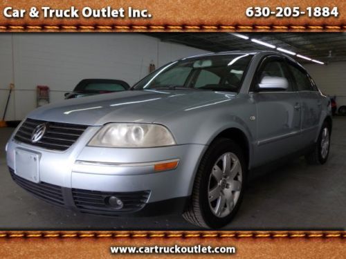 4motion all wheel drive, leather, sun roof, good tires, odor free, see all pics