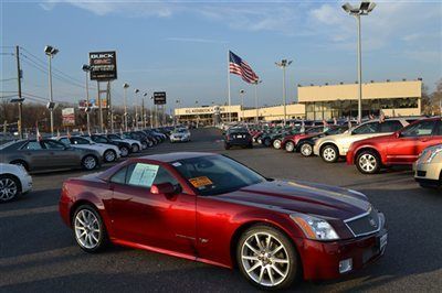 2dr convertible xlr-v! only 34,517 miles! low miles automatic gasoline 4.4l 8 cy