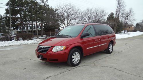 Nice family van no reserve brand new tires, brakes, power door