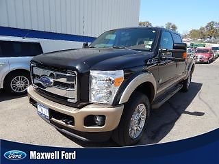 12 f250 king ranch crew cab 4x4, 6.7l diesel, auto, leather,navi,sunroof,1 owner