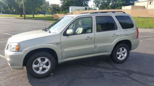 2005 mazda tribute i sport utility 4-door 2.3l