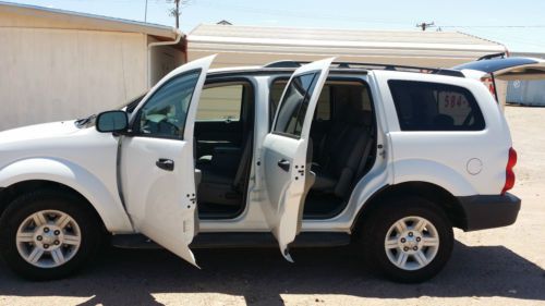 2007 dodge durango 4.7l with less than 35k miles!