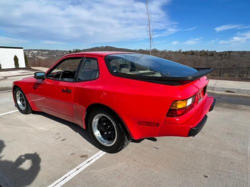 1984 porsche 944 2dr coupe 5-spd