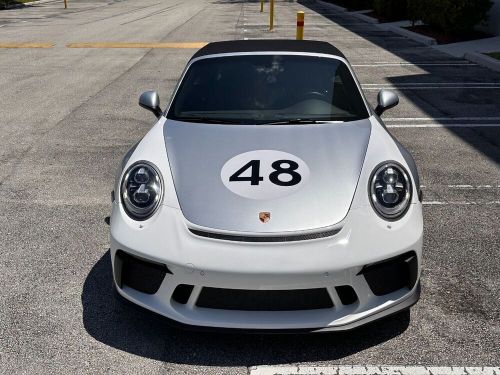 2018 porsche 911 carrera 2dr convertible