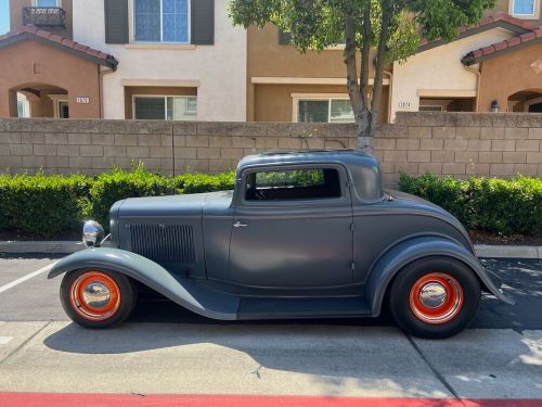 1932 ford 3 window coupe, chopped, hot rod