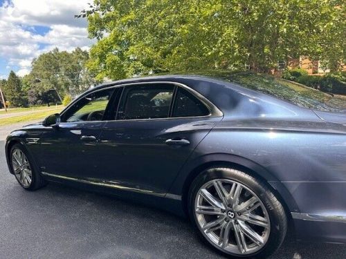 2021 bentley flying spur w12