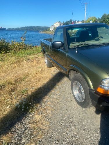 2001 chevrolet s-10 ls