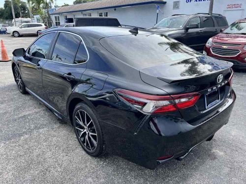 2022 toyota camry se auto (se) sedan rebuilt title