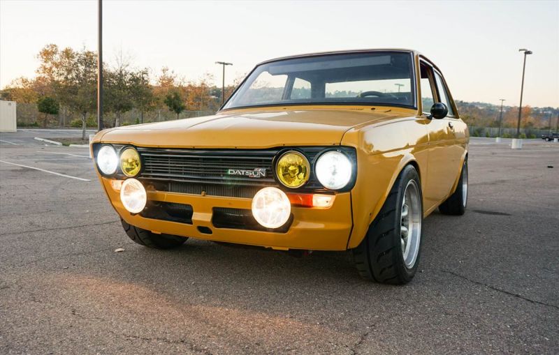 1971 datsun 510 5-speed