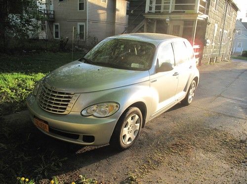 2006 chrysler pt cruiser touring wagon 4-door 2.4l