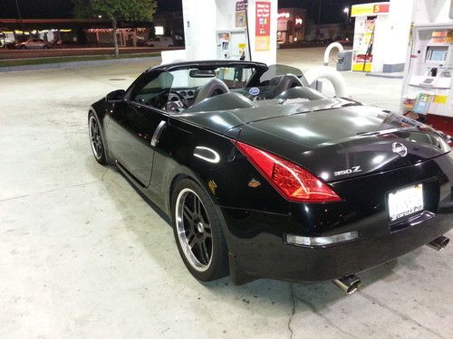 2007 nissan 350z grand touring convertible 2-door 3.5l