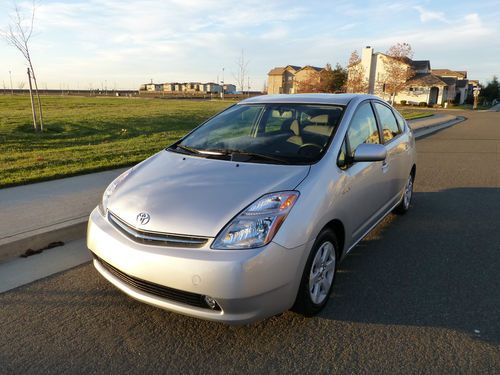 2007 toyota prius 5 navigation backup camera bluetooth jbl/6cd sound system wow!