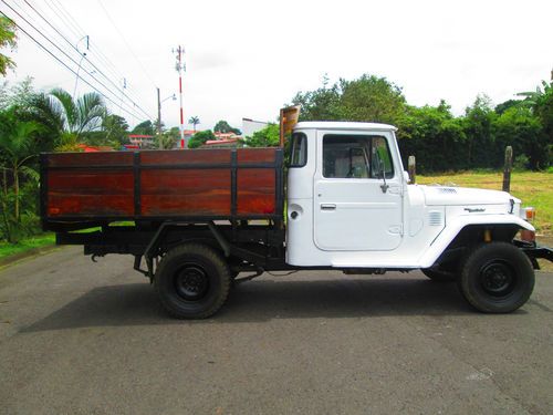 Rare diesel hj45/fj45 toyota land cruiser pick up