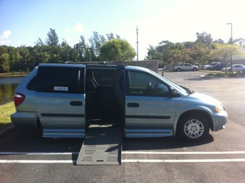 Braun entrevan handicapped 06 dodge grand caravan, modified passenger seat