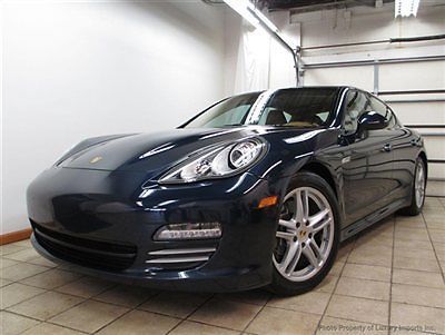 2011 porsche panamera 4 v6 awd, 16k worth of extra options, navi, rear camera...