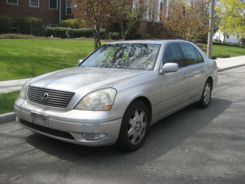 2001 lexus ls 430    **leather** **sunroof** **the works**