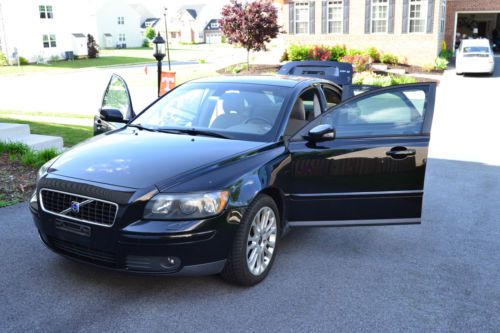 2004 volvo s40 t5 sedan 4-door 2.5l