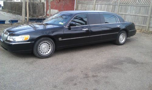 2000 lincoln towncar  custom limo by lcw
