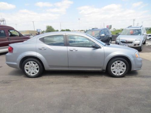 2014 dodge avenger se