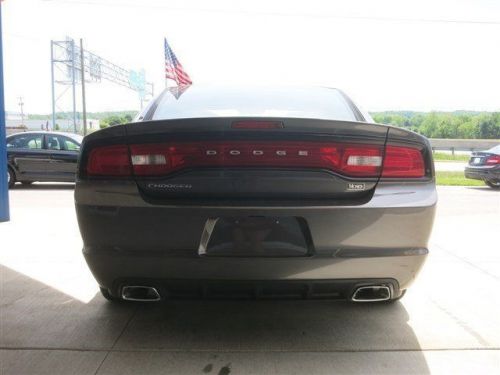 2013 dodge charger se