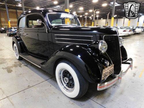 1935 ford tudor