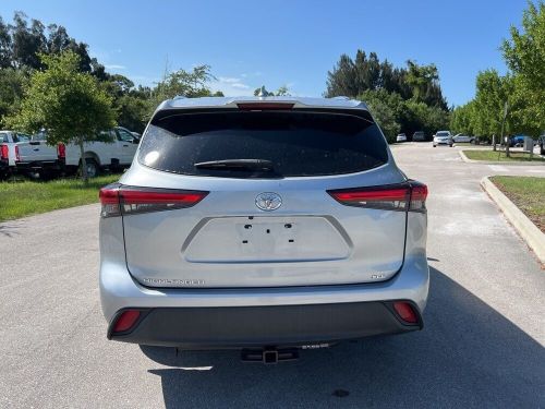 2020 toyota highlander xle