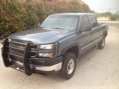 8.1l engine, allison 6-speed transmission, 4x4, lt, grill guard, tool box, clean