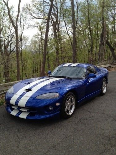 1997 dodge viper gts