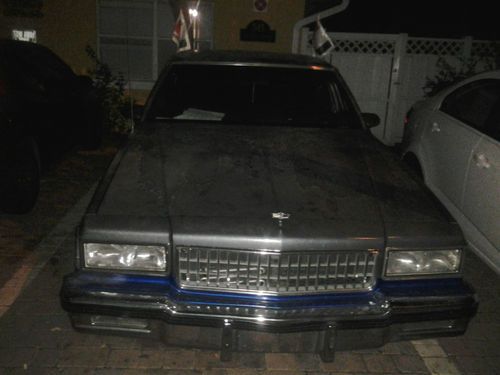 1987 chevrolet caprice classic sedan 4-door 5.0l