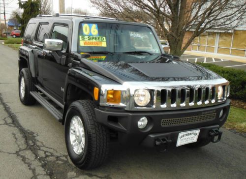 2006 hummer h3**5 speed manualtransmission**6 month powertrain warranty**