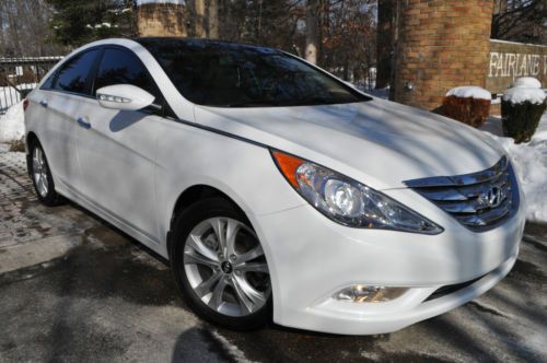 2013 sonata ltd.no reserve.leather/navi/heat/cool/pano/camera/salvage/rebuilt