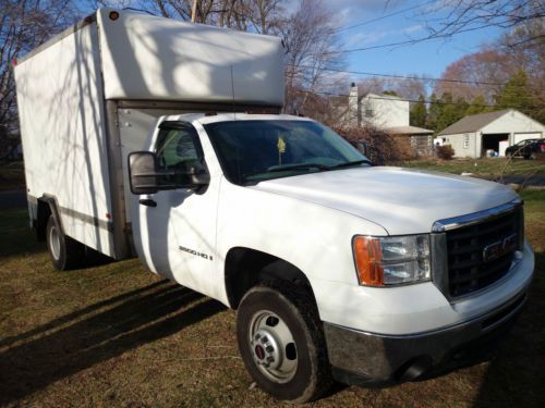 2007 gmc sierra 3500 hd w/ box