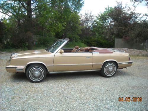 1984 chrysler lebaron base convertible 2-door 2.6l