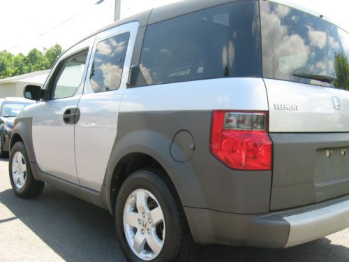 Honda element 2004 ex awd