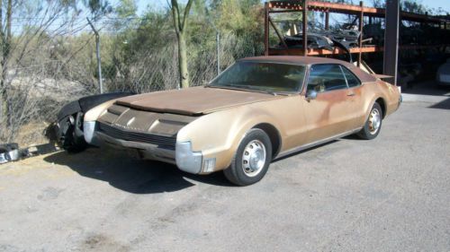 1966 oldsmobile toronado base 7.0l