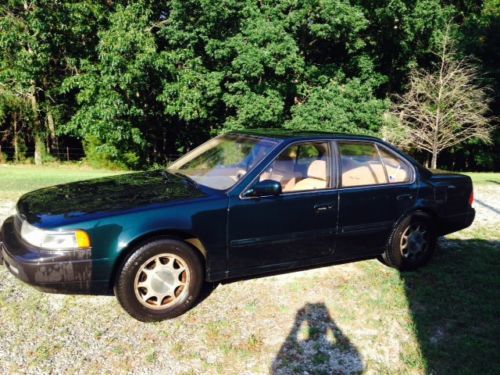 1993 nissan maxima se sedan 4-door 3.0l