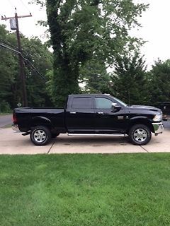 2012 ram 2500 4x4 laramie cab black. cummins 6.7 turbo diesel fully loaded. nice