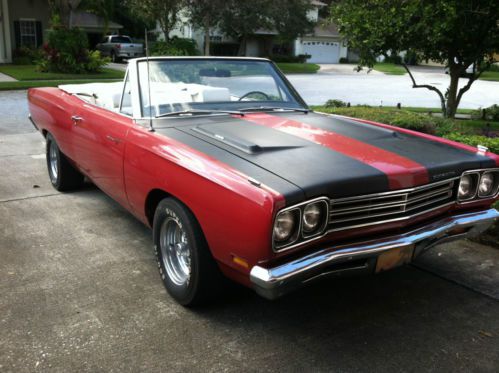 Very clean orginal 69 roadrunner convertible - numbers matching-