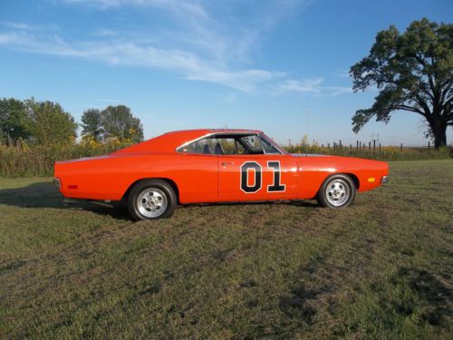 1969 dodge charger general lee  440 big block mopar dukes of hazzard reacecar