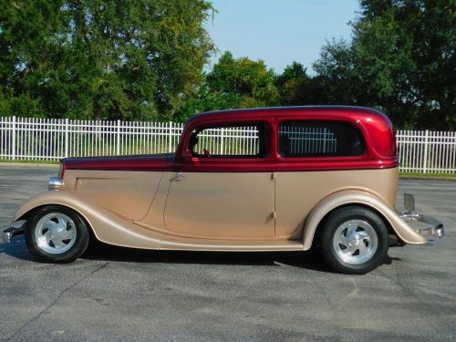 1934 ford custom