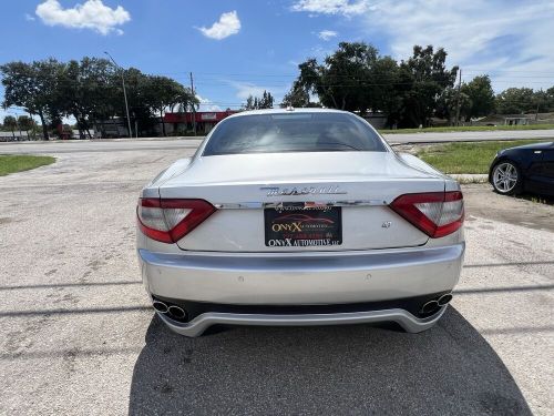 2009 maserati gran turismo s